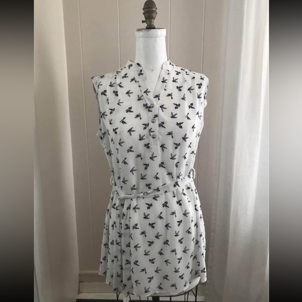 Black and White Bird Print Blouse with matching print belt loop